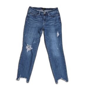 Judy Blue Jeans 30 Crop Classic Blue Wash Straight Leg Shark Bite Hem